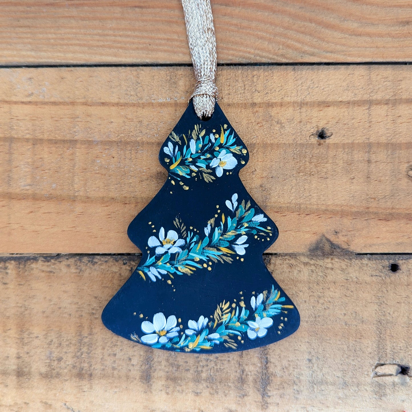 Floral Garland Tree Ornament